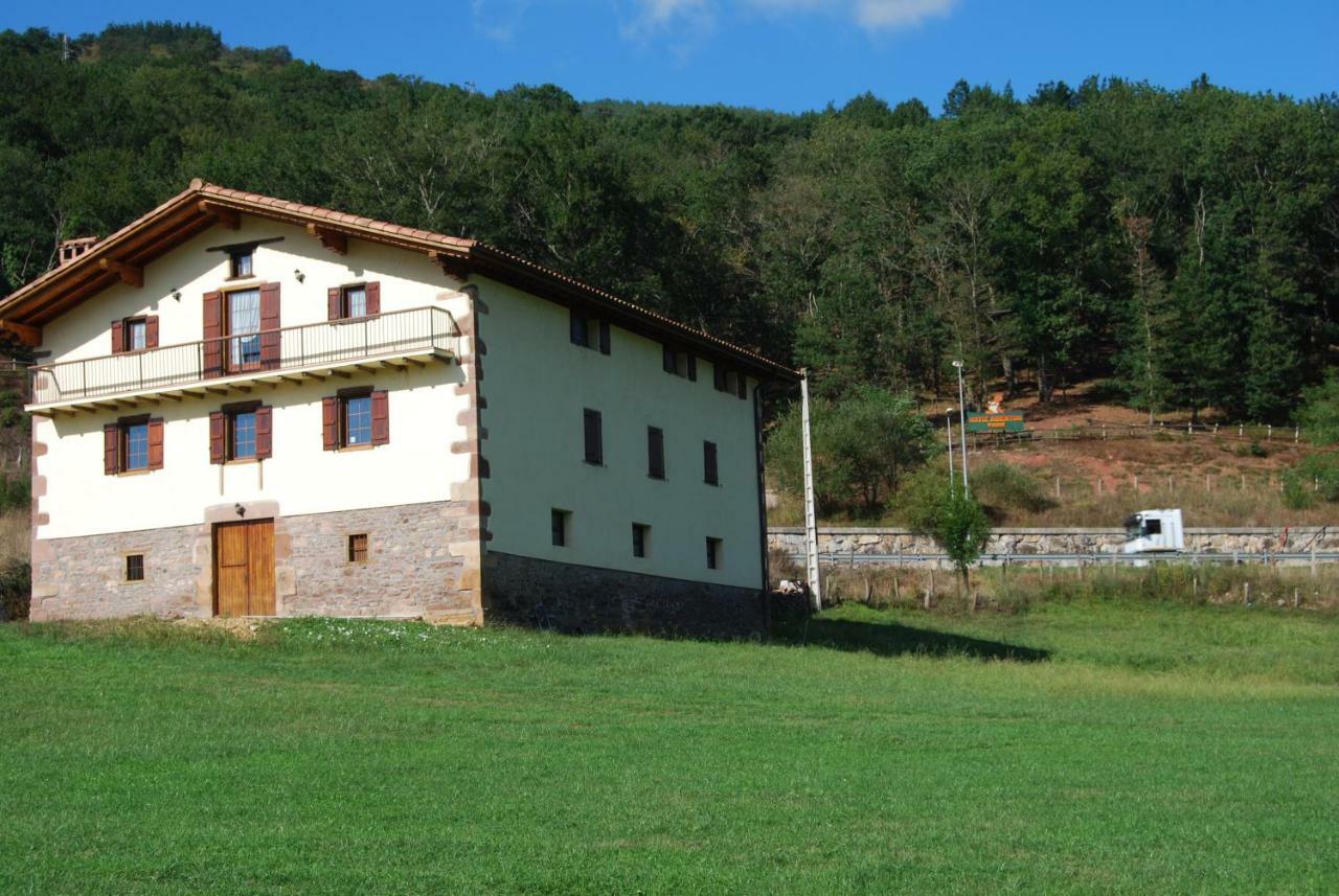 Casa Rural Lakoizketa Legasa Exteriör bild